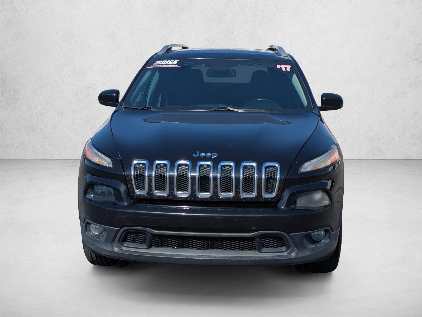 Used 2017 Jeep Cherokee Latitude with VIN 1C4PJMCB1HW625337 for sale in Columbus, GA