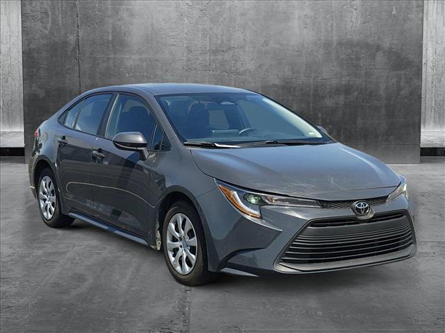 2024 Toyota Corolla LE photo 3