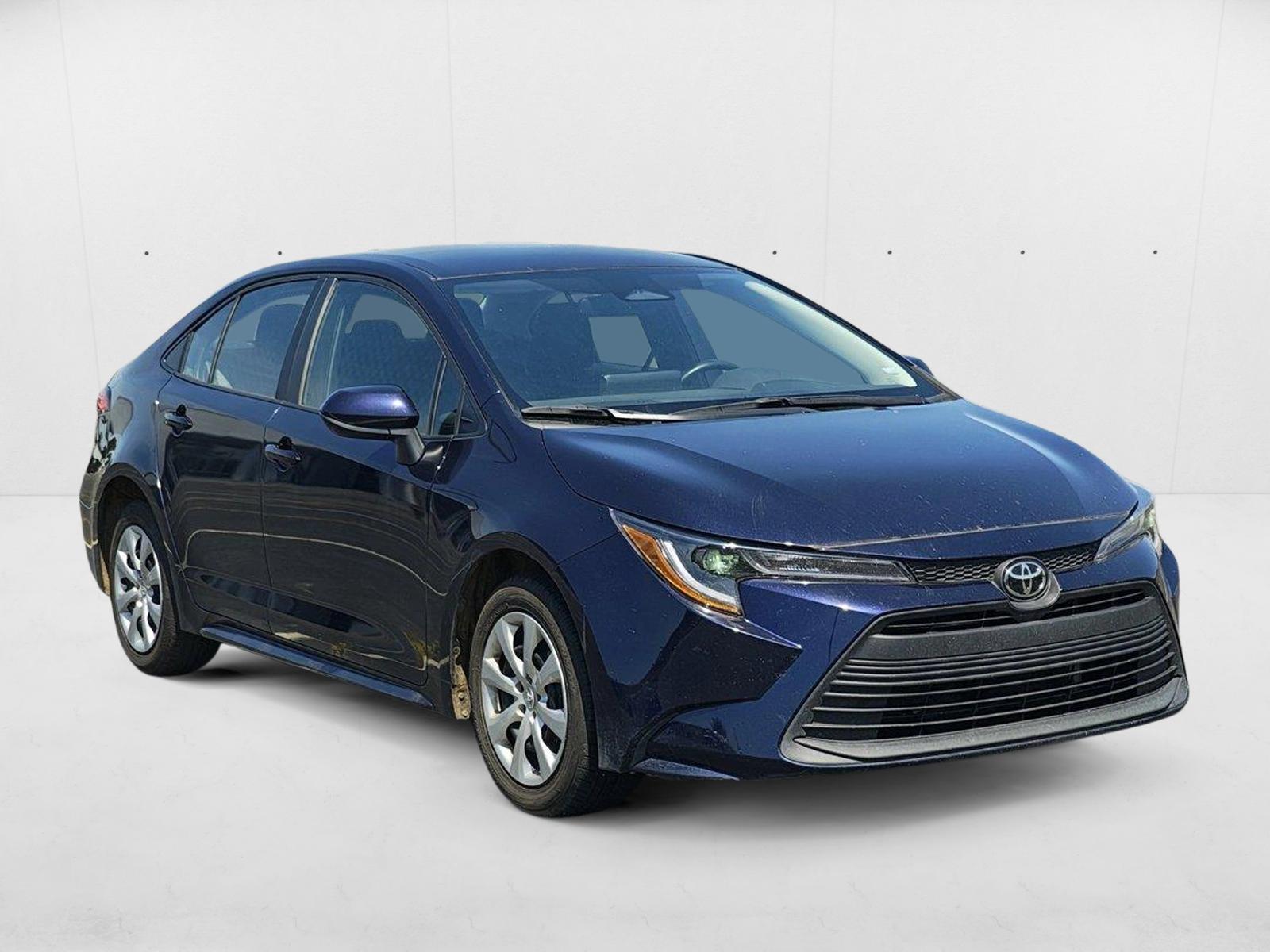 2024 Toyota Corolla LE photo 3