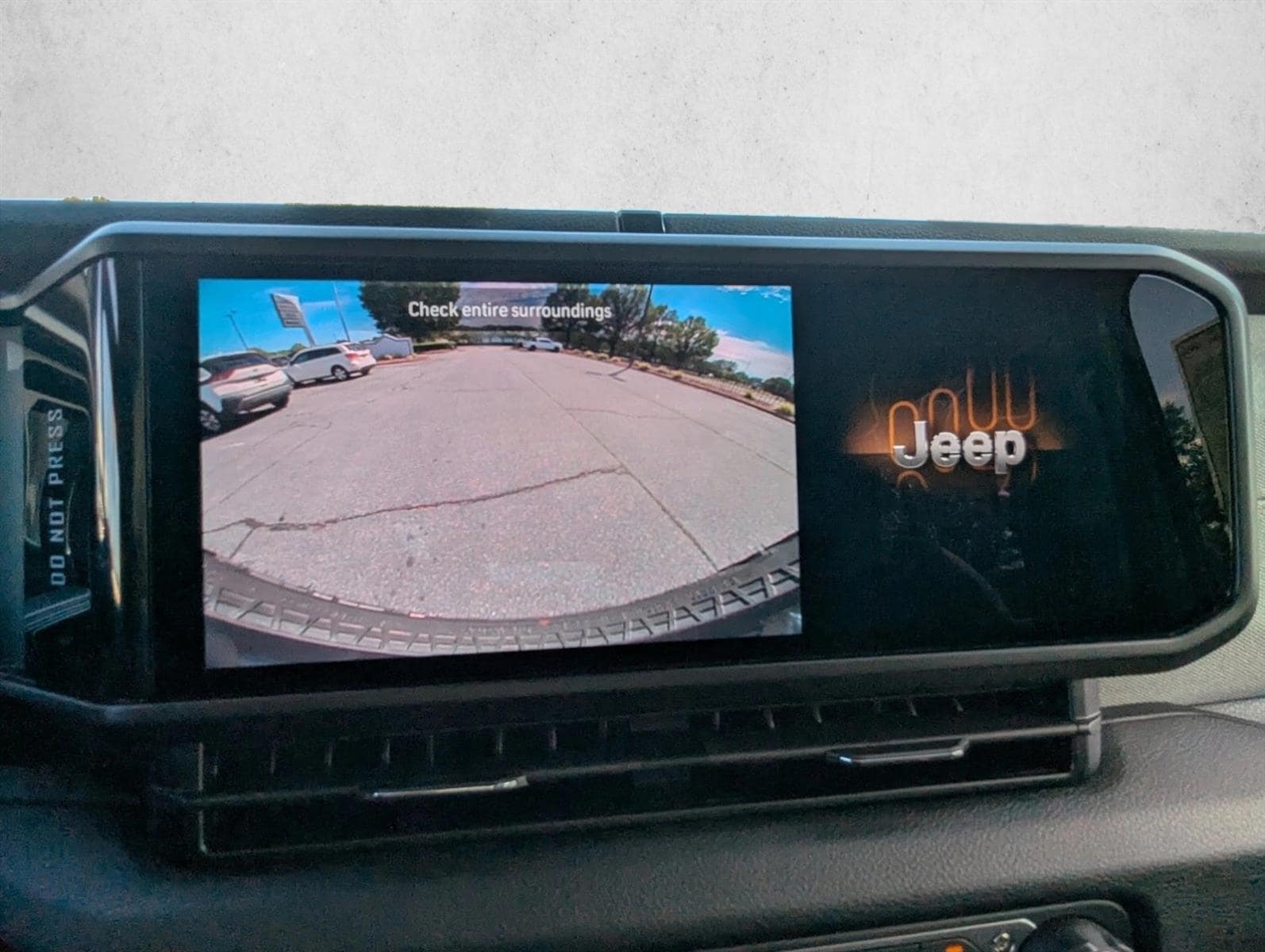 2025 Jeep Wrangler 4-Door Willys - Photo 16