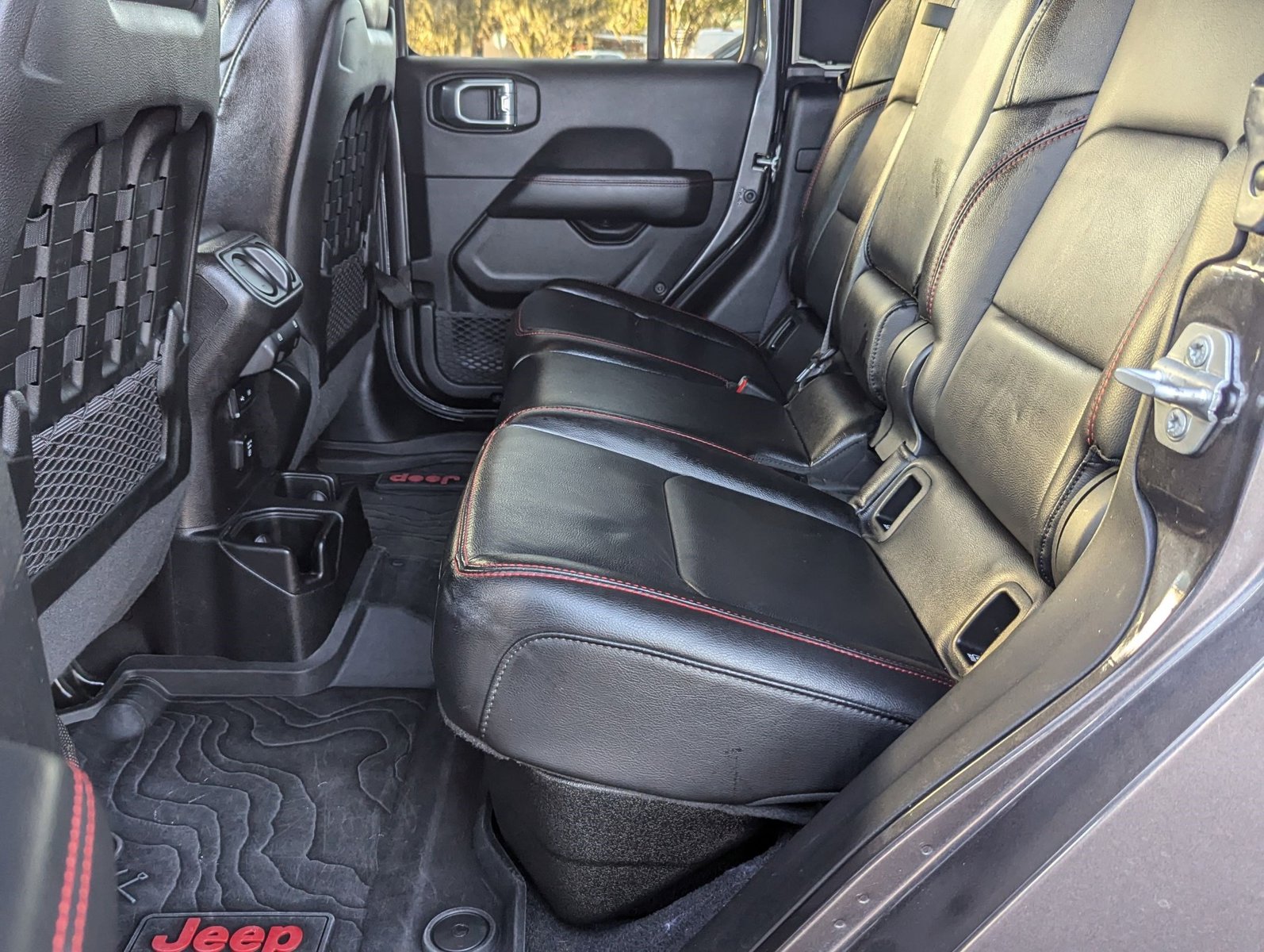 2020 Jeep Gladiator Rubicon - Photo 18