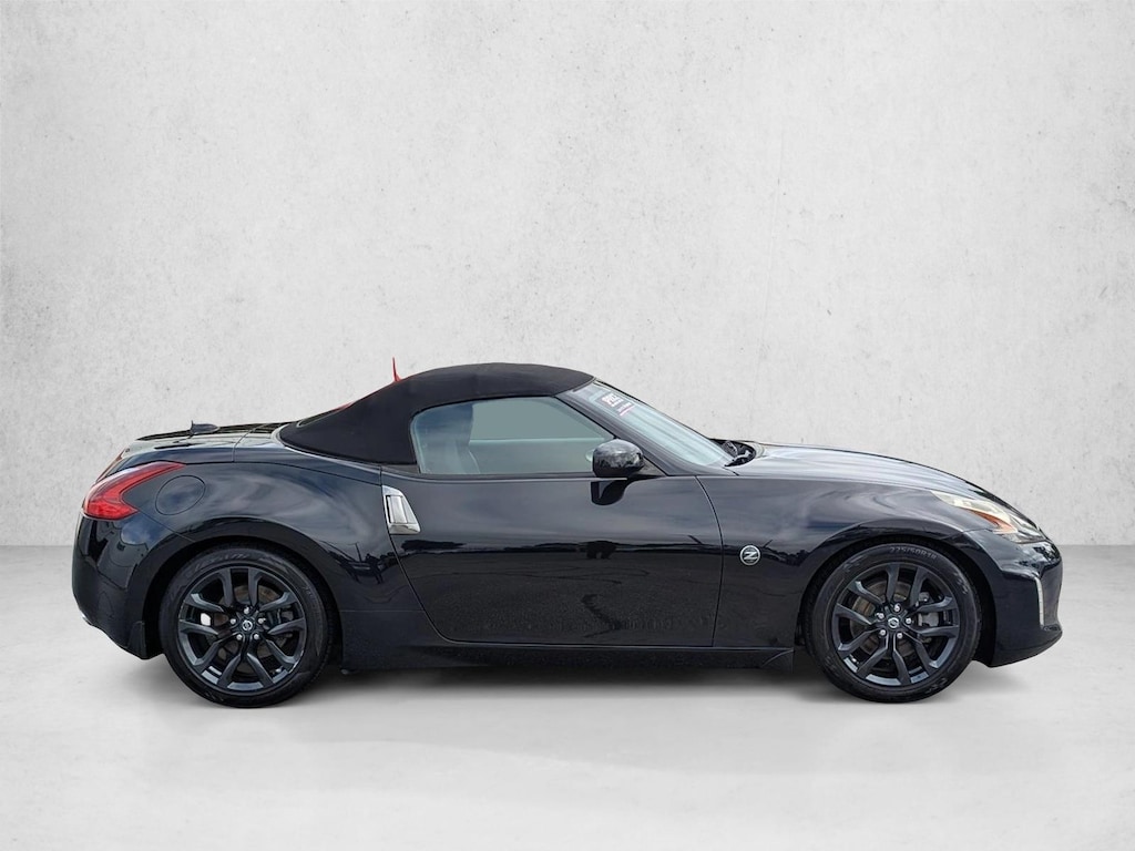Used 2018 Nissan 370Z Roadster Touring 2dr Car