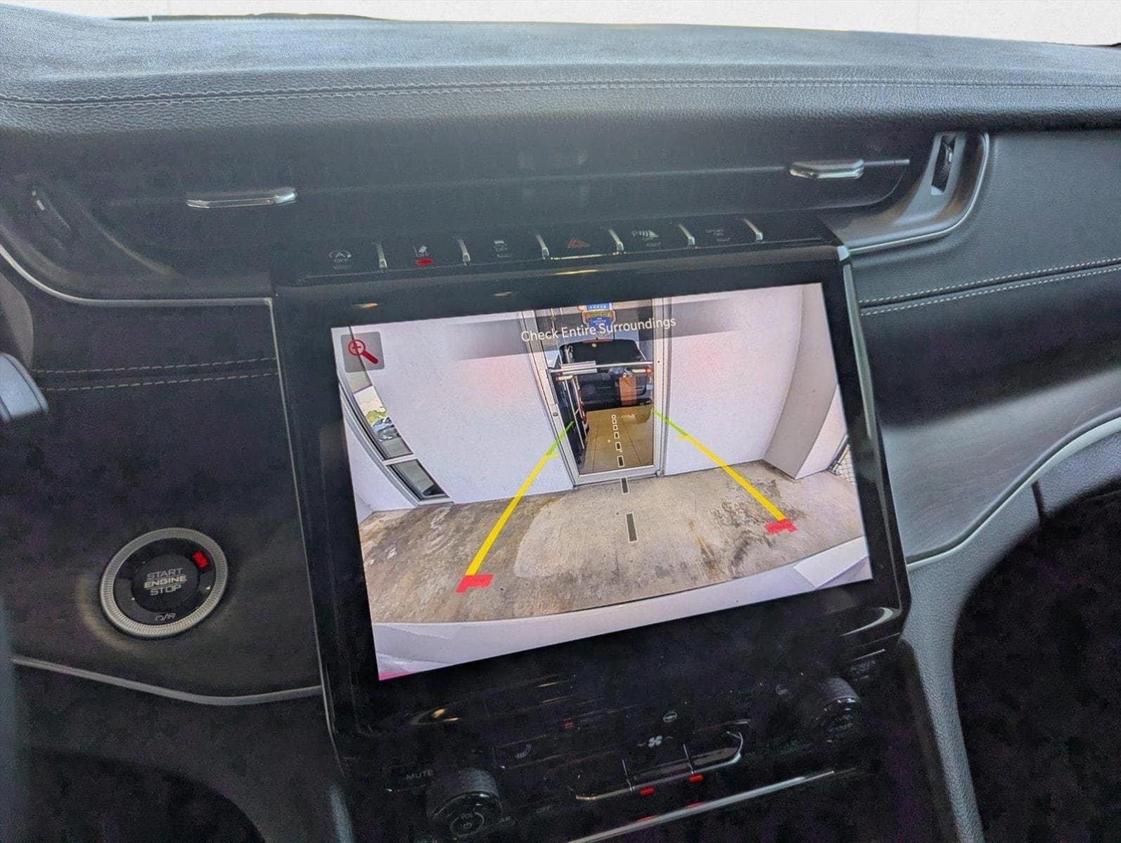 2025 Jeep Grand Cherokee L Limited - Photo 13