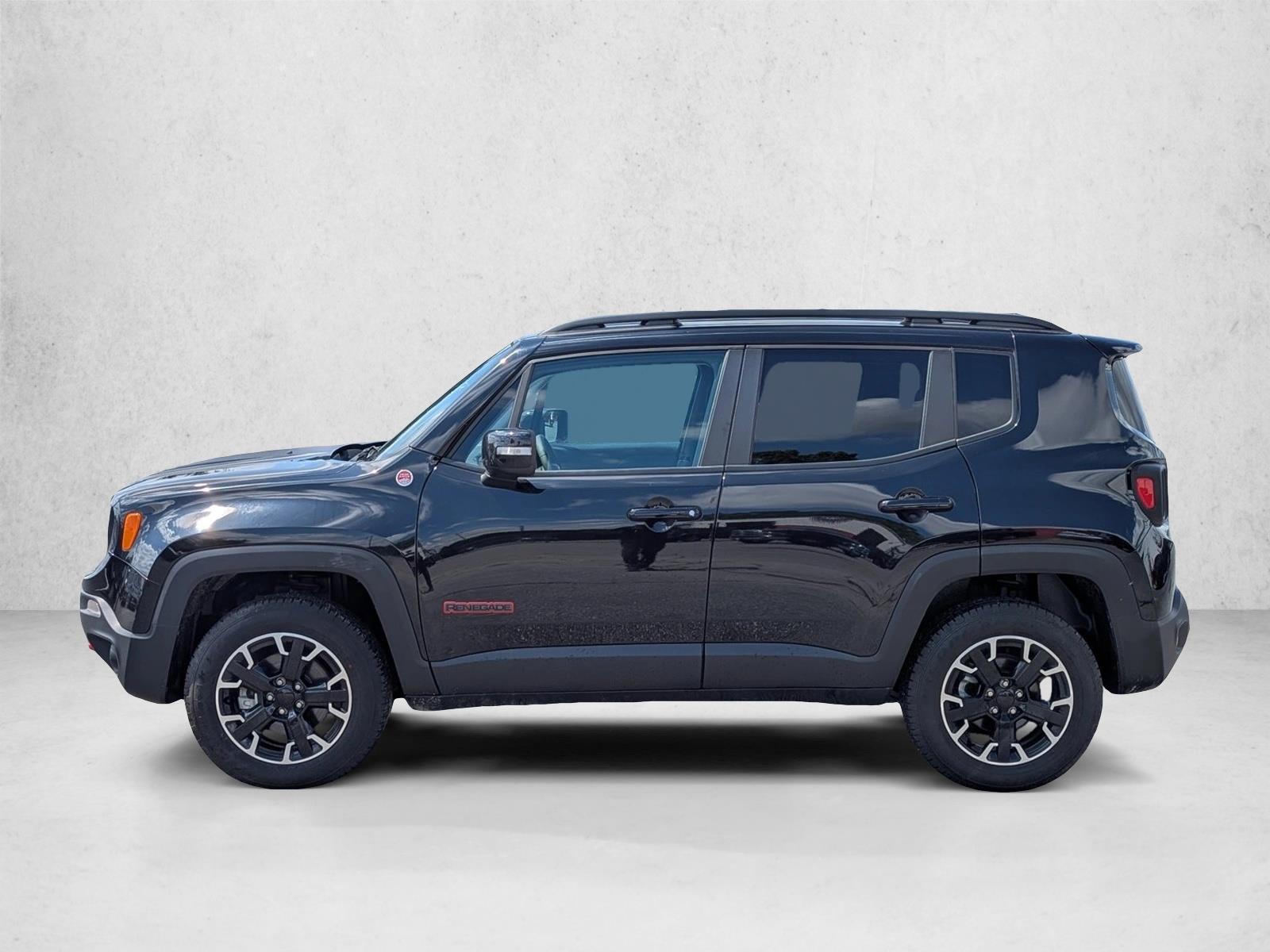 2023 Jeep Renegade Trailhawk - Photo 8