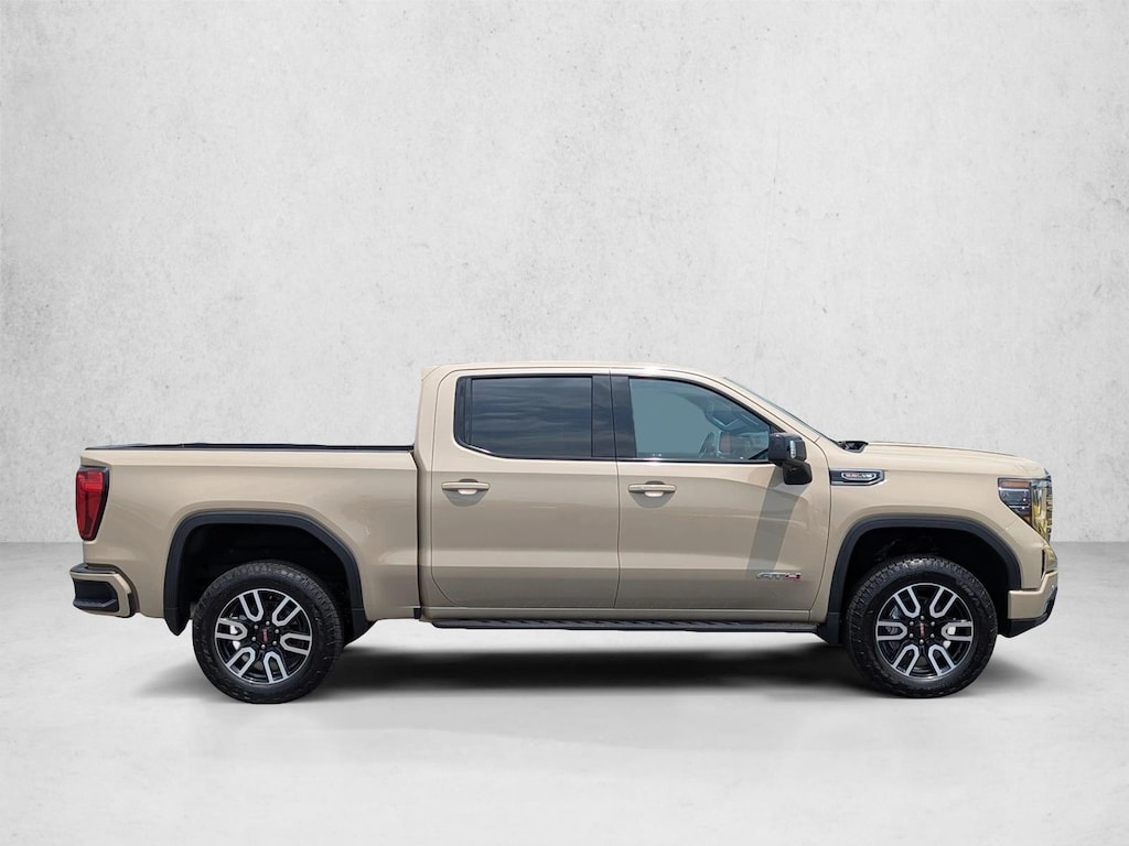 Used 2022 GMC Sierra 1500 AT4 Crew Cab Pickup