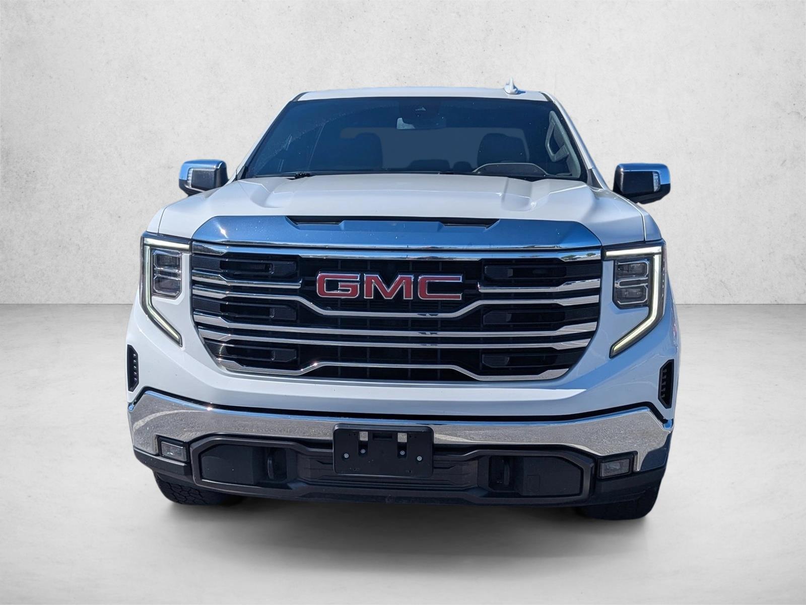 2022 Gmc Sierra 1500 SLT photo 2