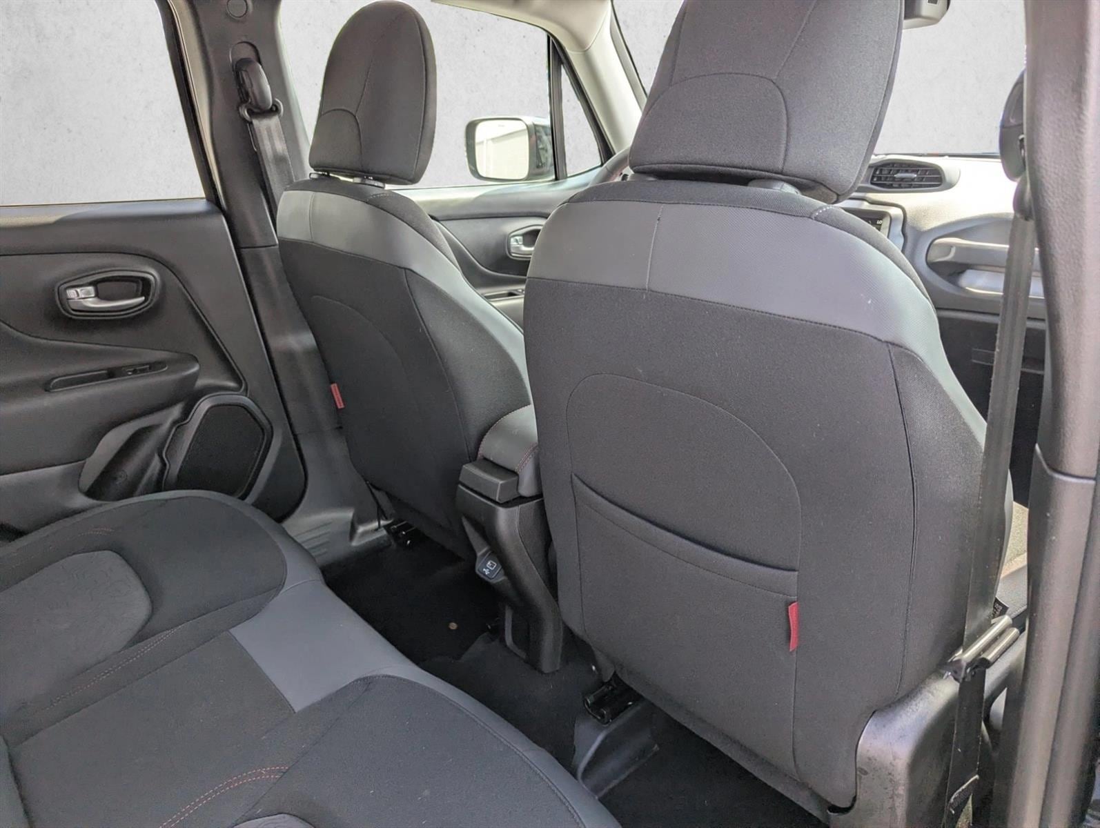 2023 Jeep Renegade Trailhawk - Photo 29