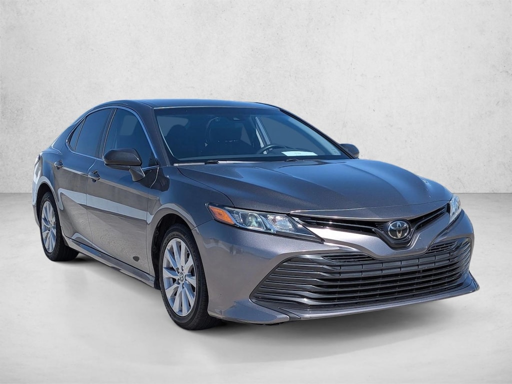 Used 2018 Toyota Camry LE 4dr Car