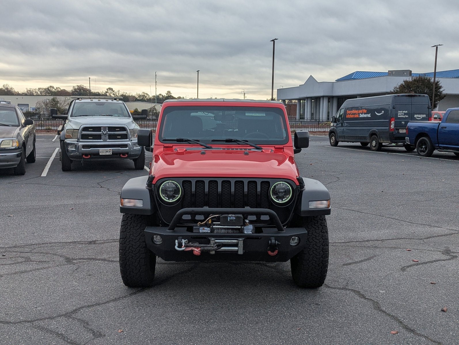 2023 Jeep Wrangler Willys photo 2
