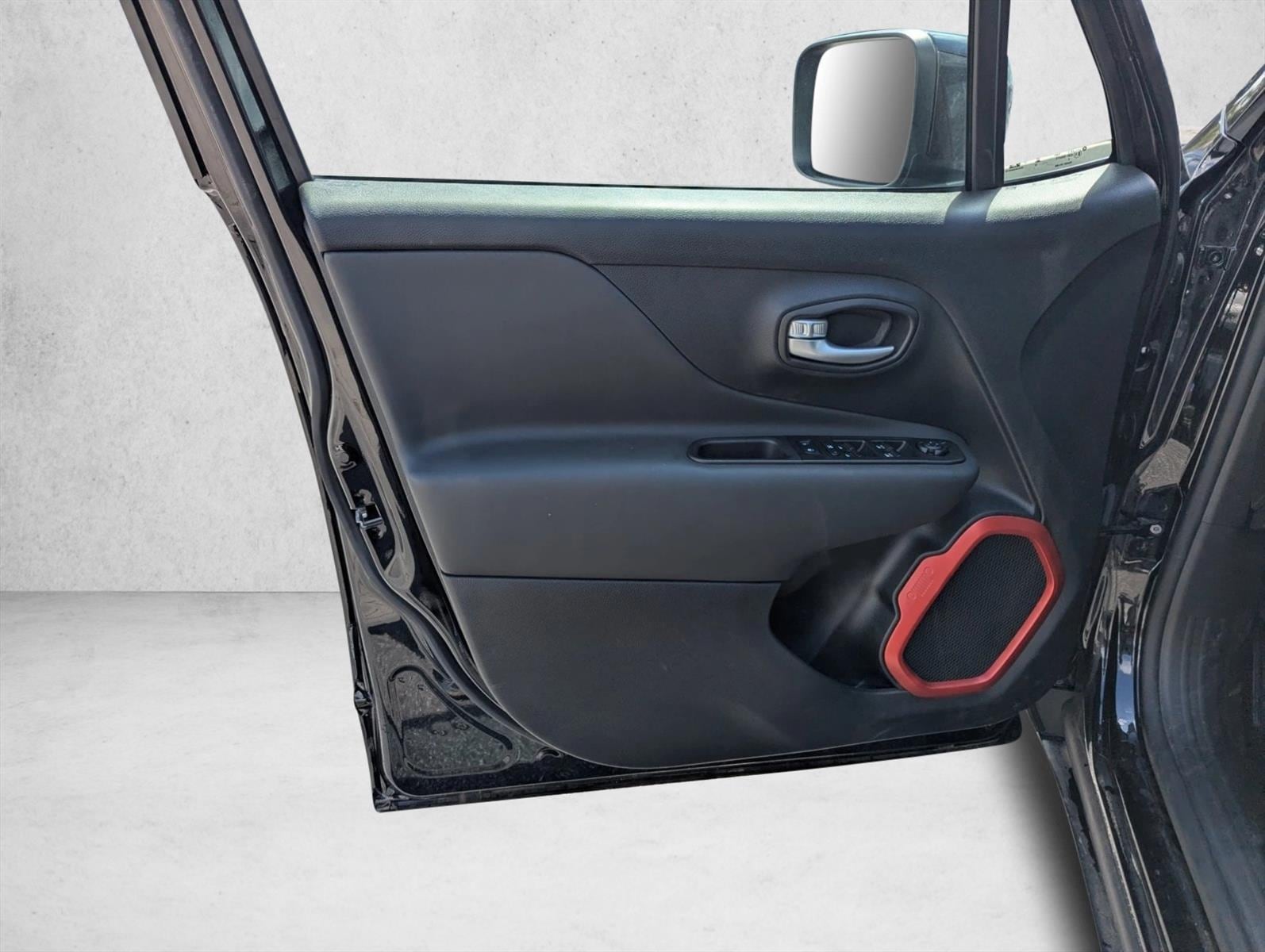 2023 Jeep Renegade Trailhawk - Photo 22