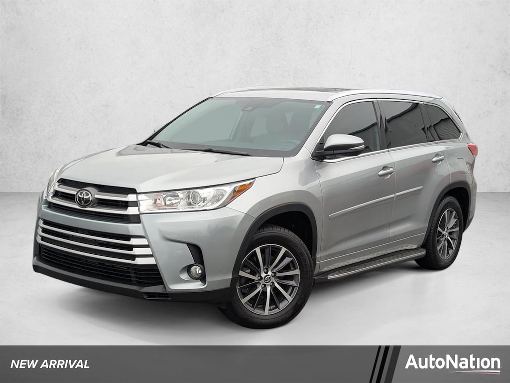 Used 2018 Toyota Highlander XLE Sport Utility