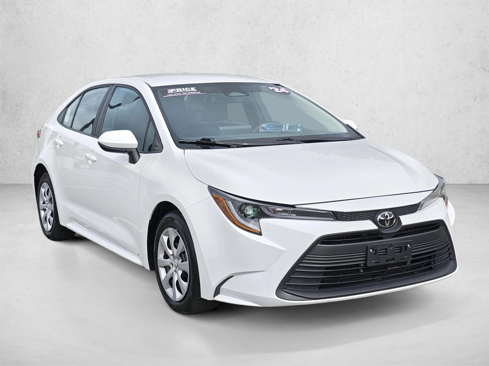 2024 Toyota Corolla LE photo 3