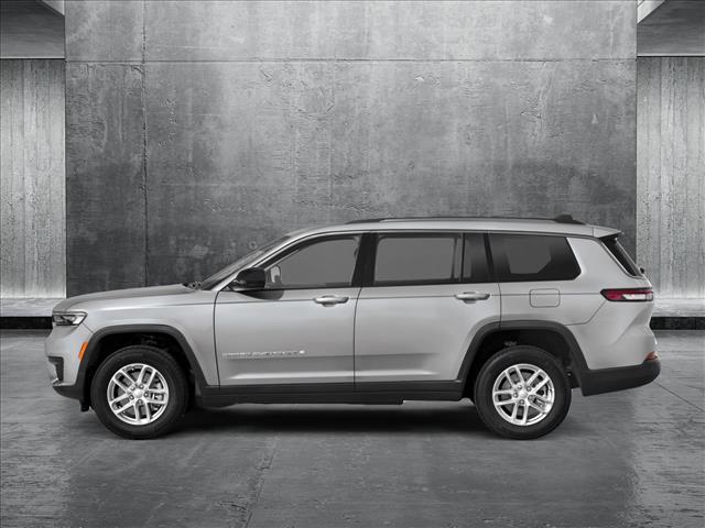 2025 Jeep Grand Cherokee Limited photo 3
