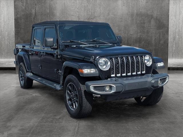 Used 2020 Jeep Gladiator Overland with VIN 1C6HJTFGXLL180362 for sale in Columbus, GA