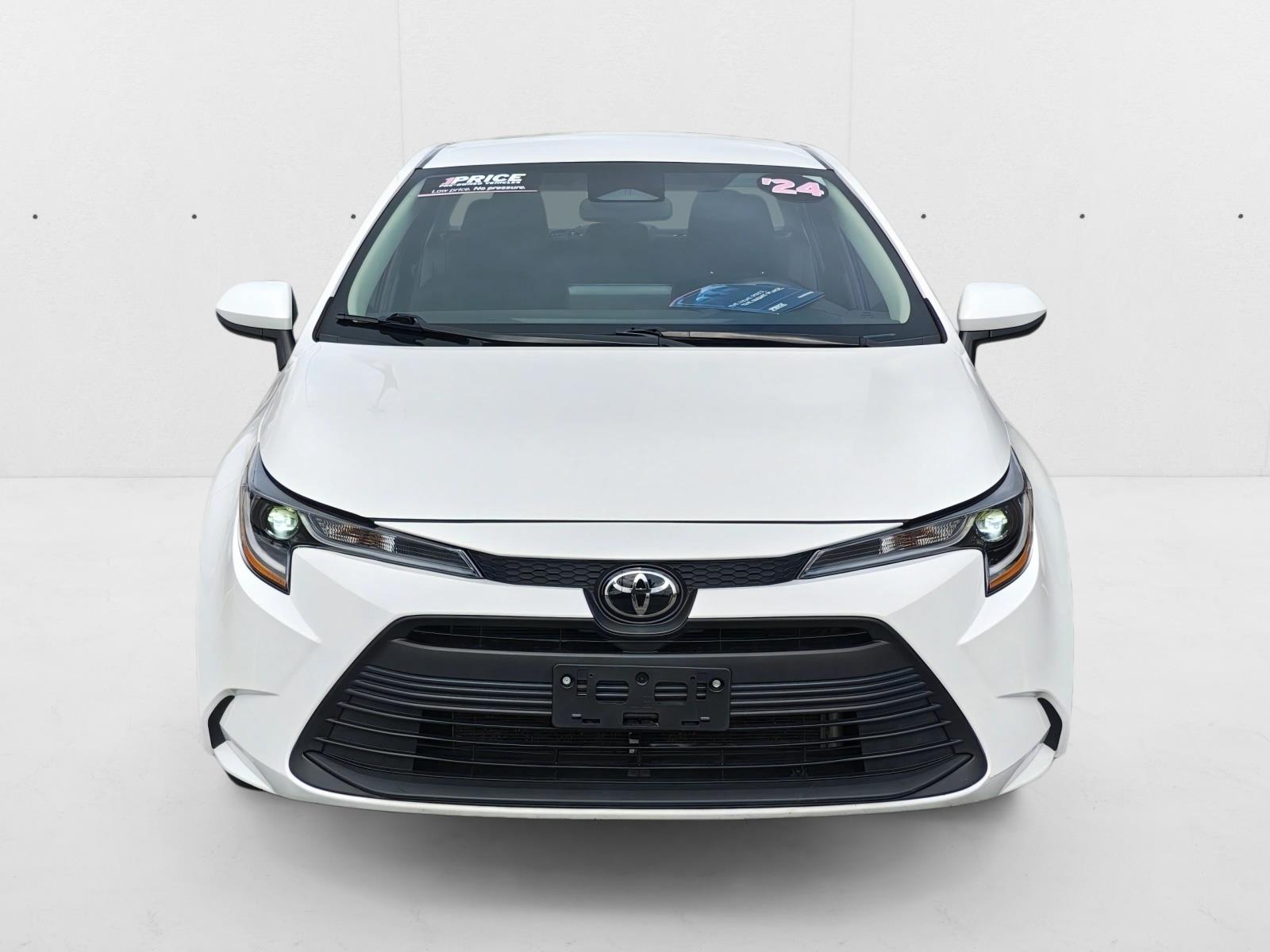 2024 Toyota Corolla LE photo 2