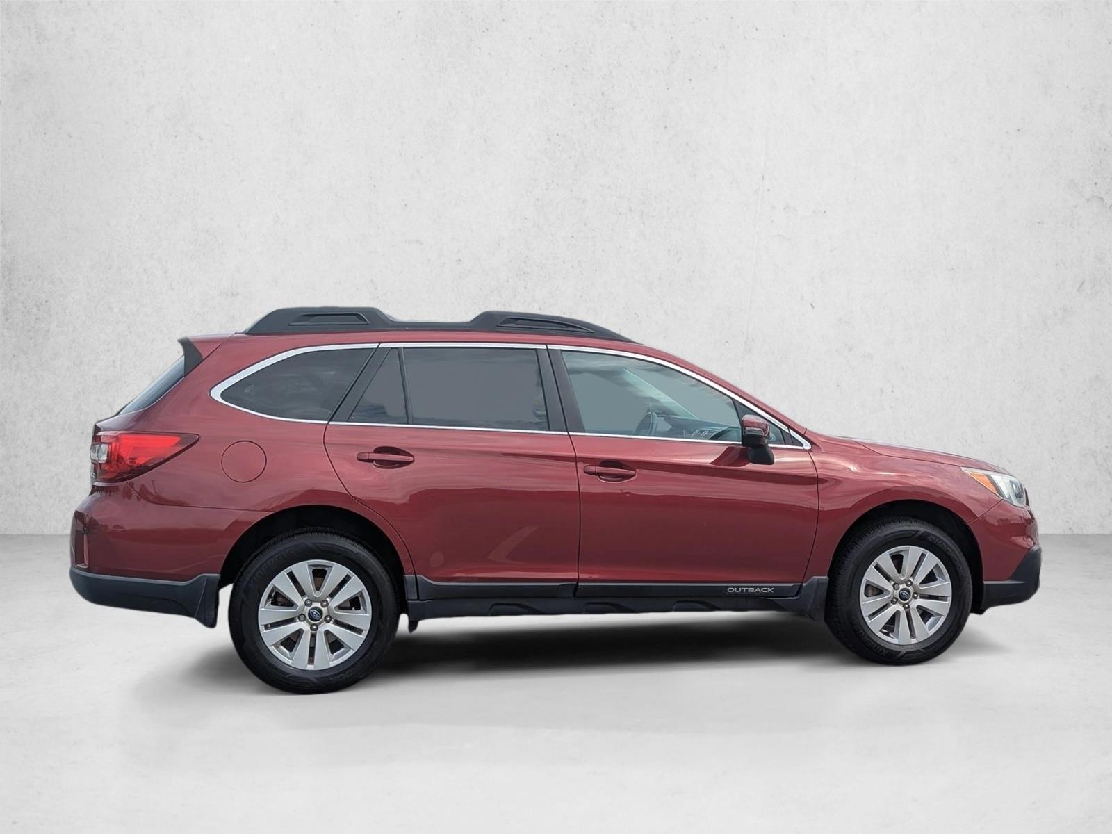 2015 Subaru Outback 2.5i Premium photo 4