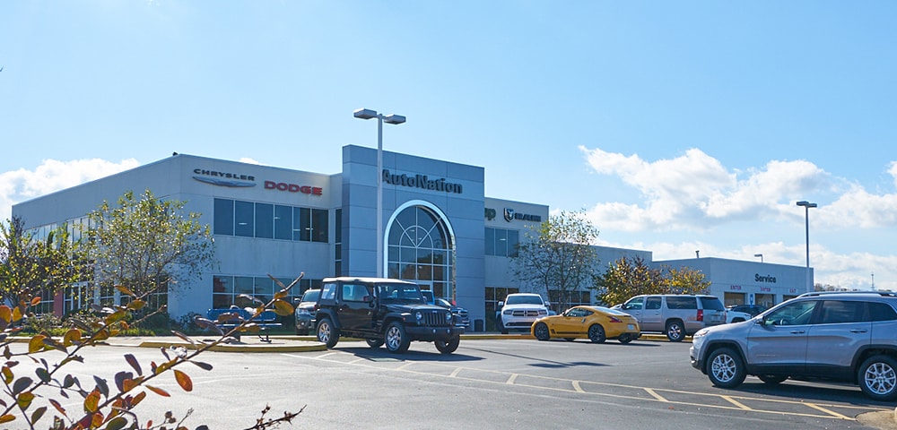 Exterior view of AutoNation Chrysler Dodge Jeep RAM & FIAT Arapahoe serving Bristol