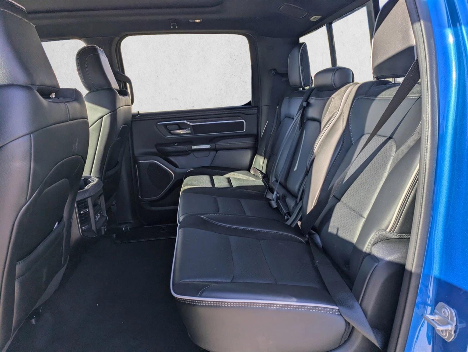 2025 RAM 1500 Laramie - Photo 16