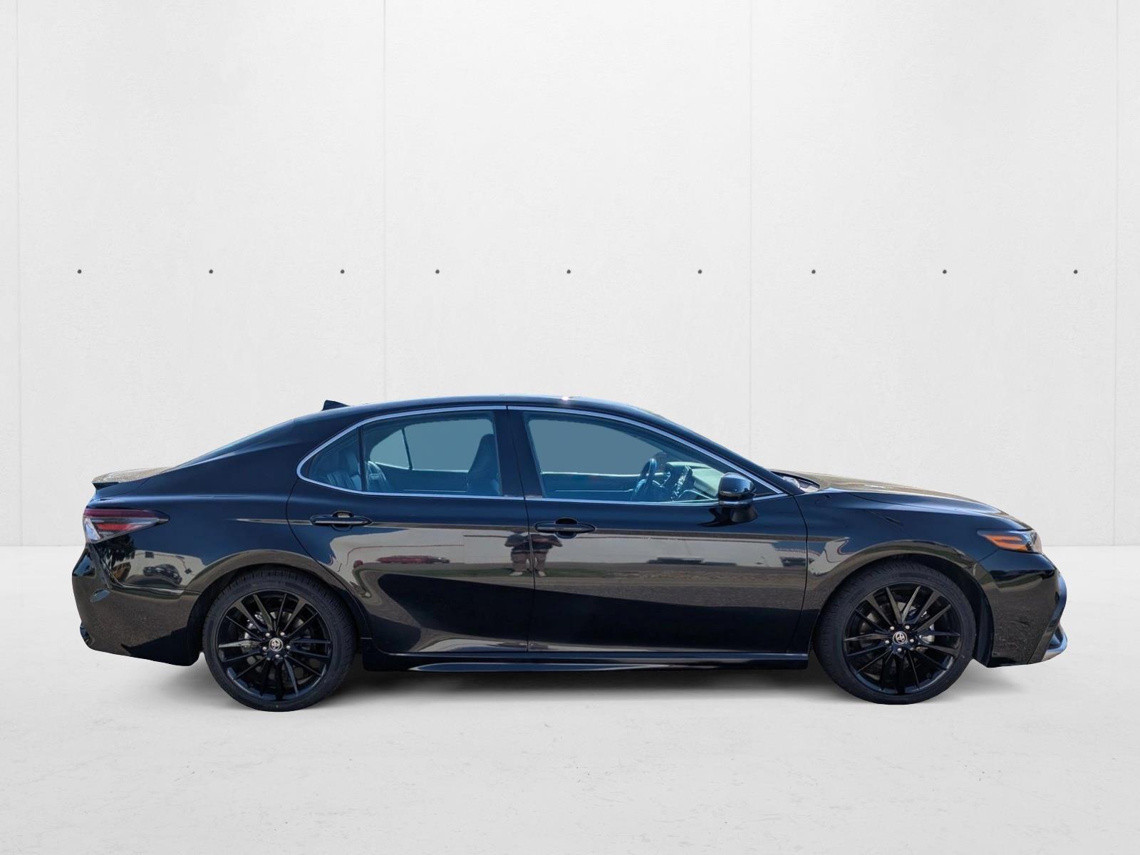 2023 Toyota Camry XSE photo 2