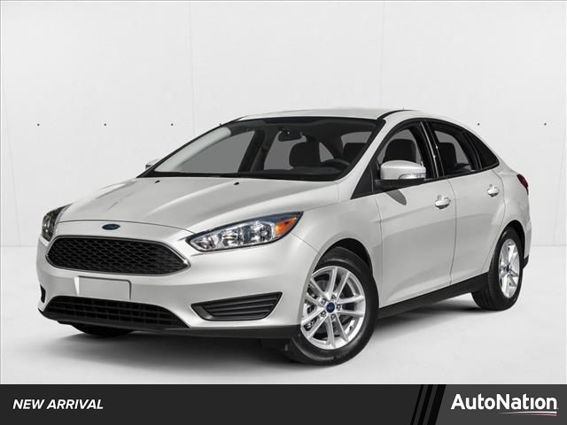 2015 Ford Focus Sedan SE's photo