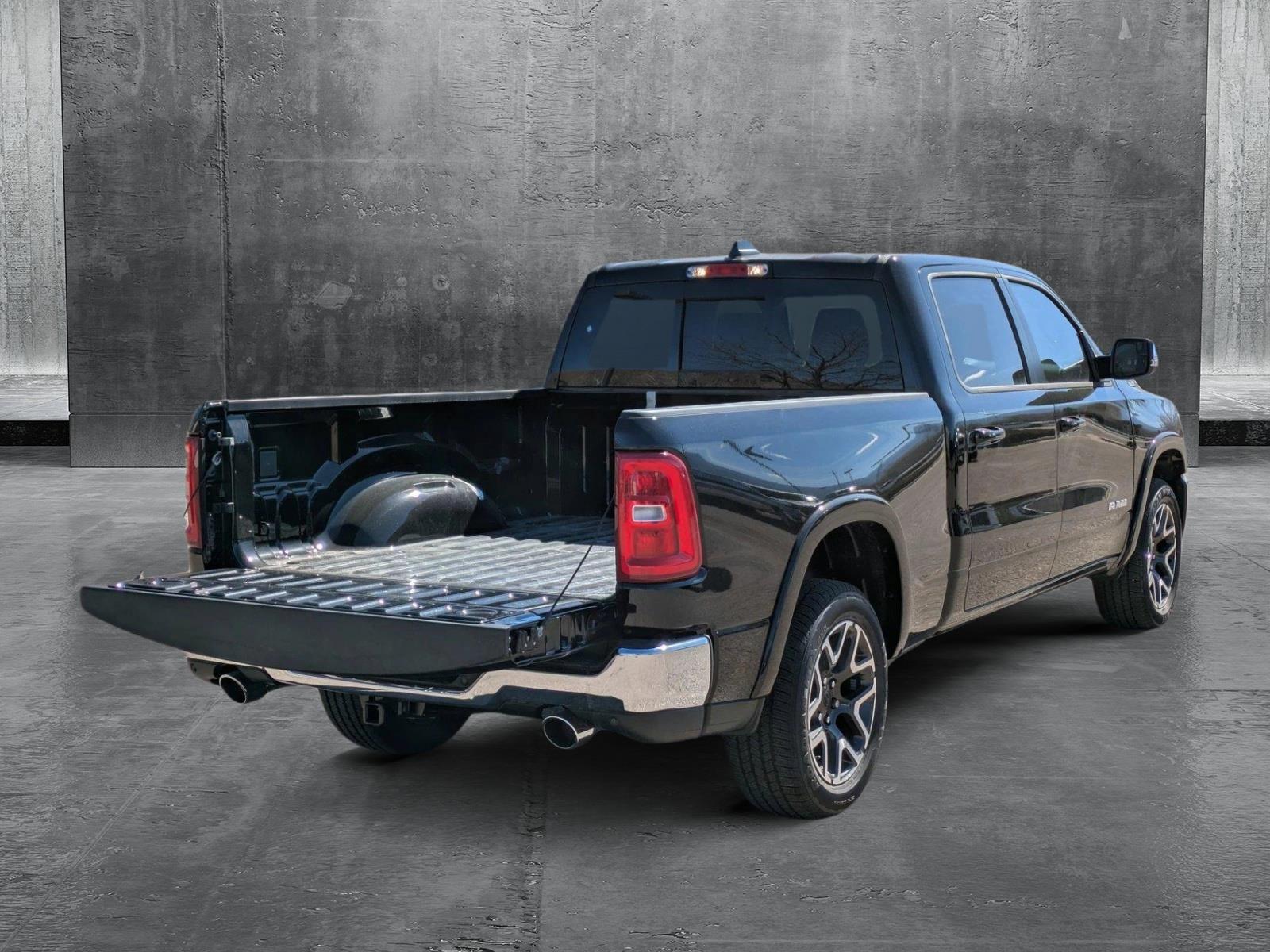 2025 Ram 1500 Laramie photo 2
