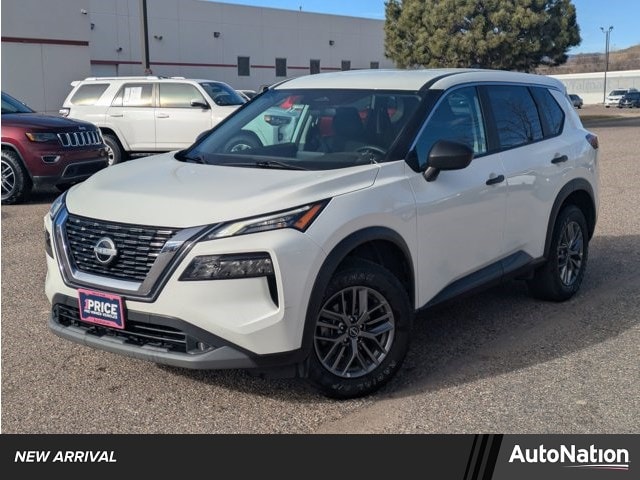 2023 Nissan Rogue S's photo