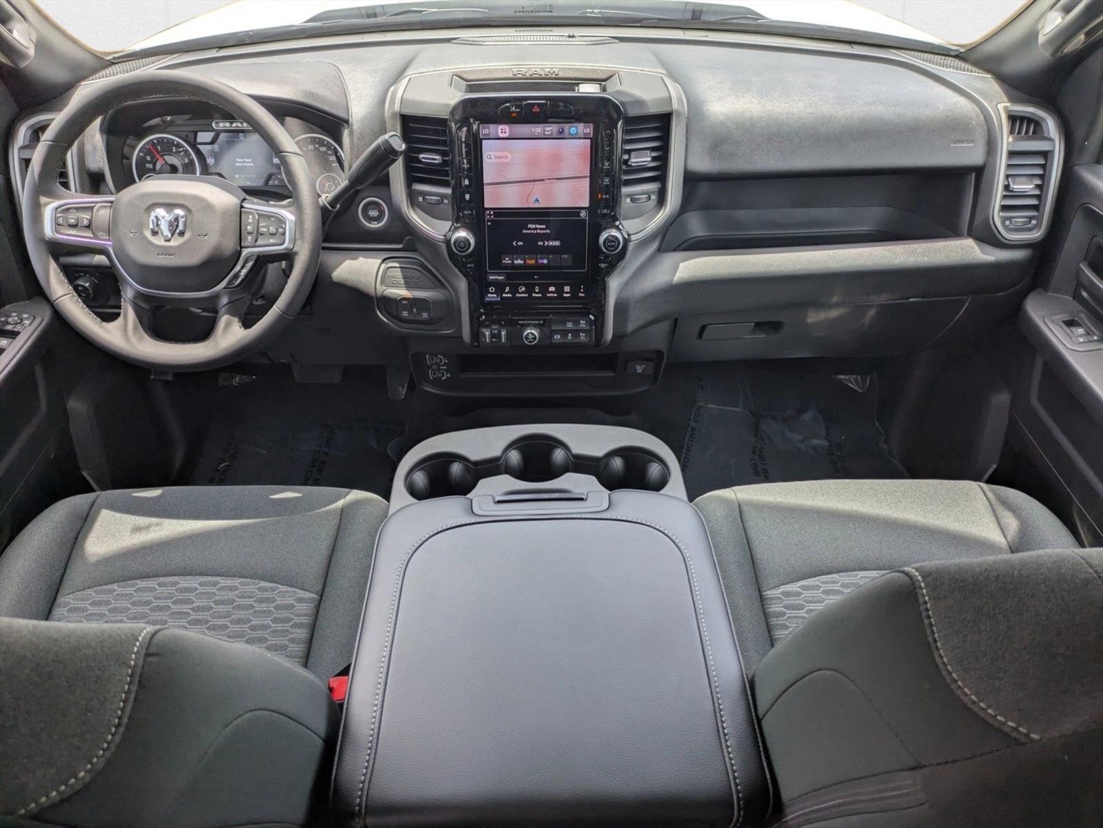 2025 RAM 3500 Tradesman - Photo 15