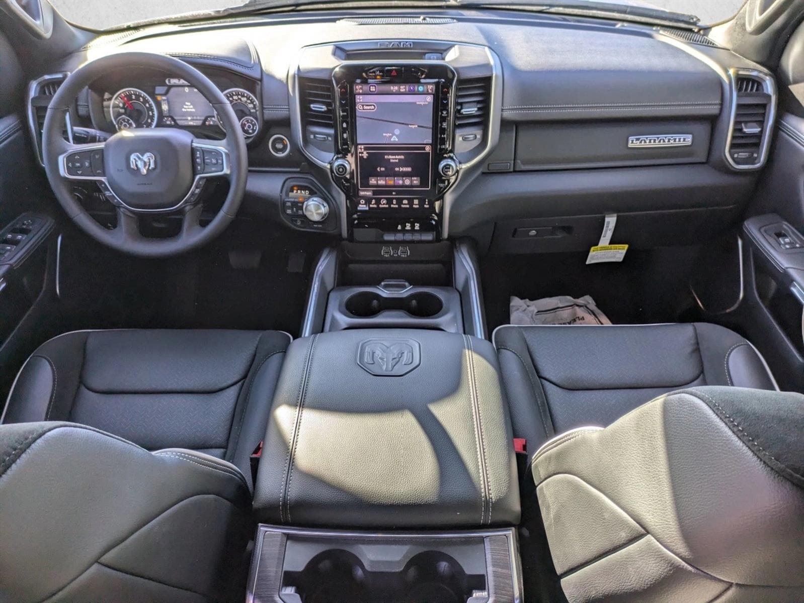2025 RAM 1500 Laramie - Photo 15