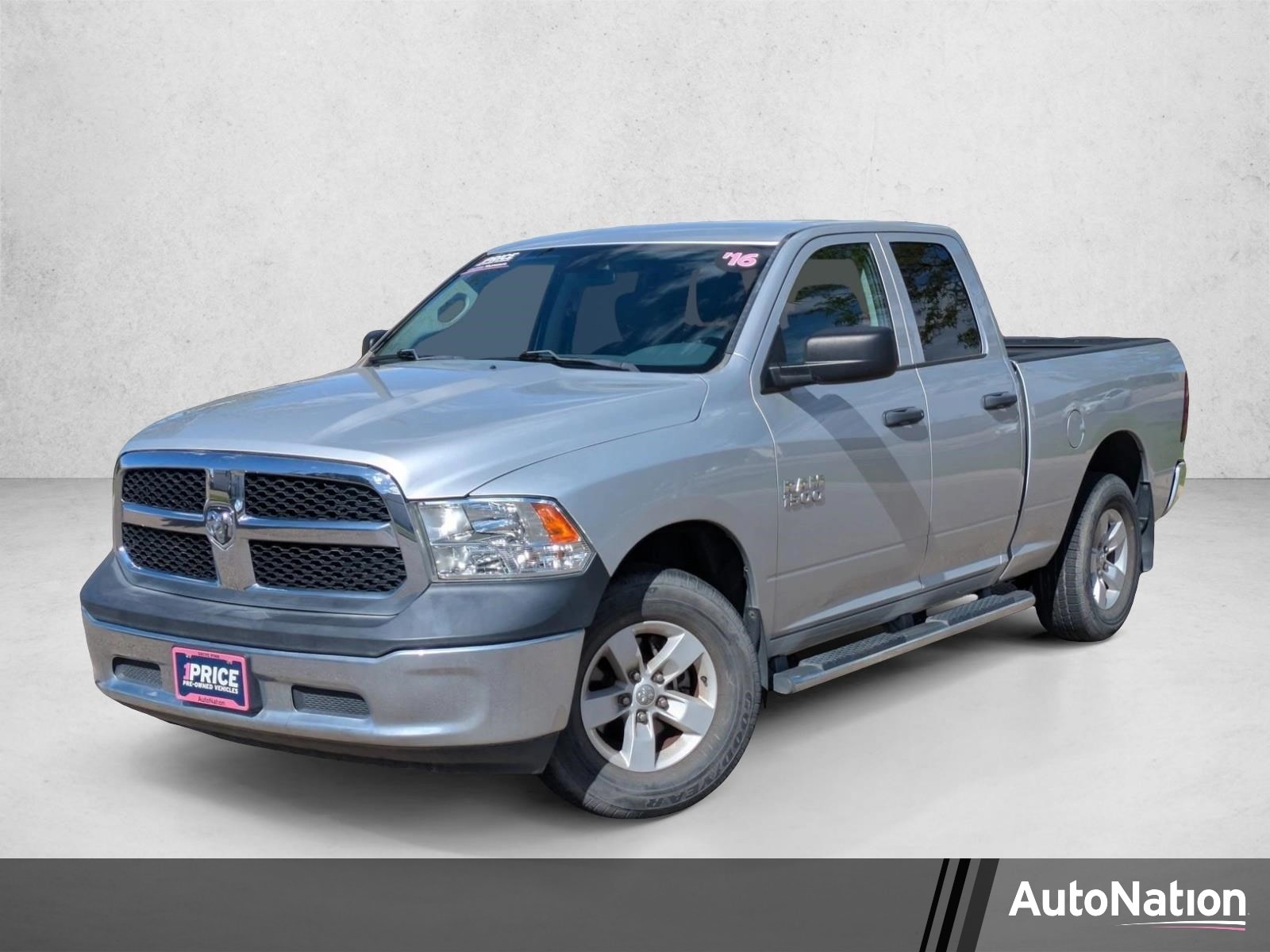 2016 RAM 1500 Tradesman 4x4 Quad Cab 6'4's photo