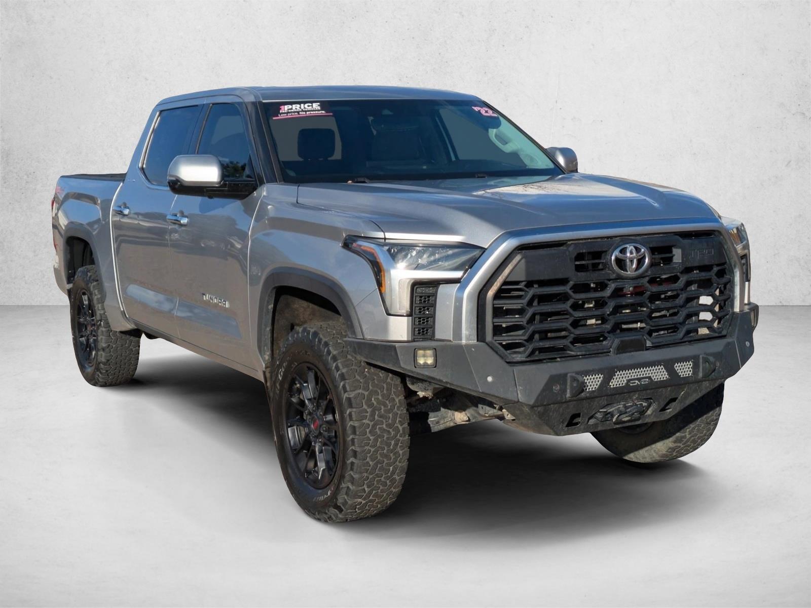 2022 Toyota Tundra Limited photo 3