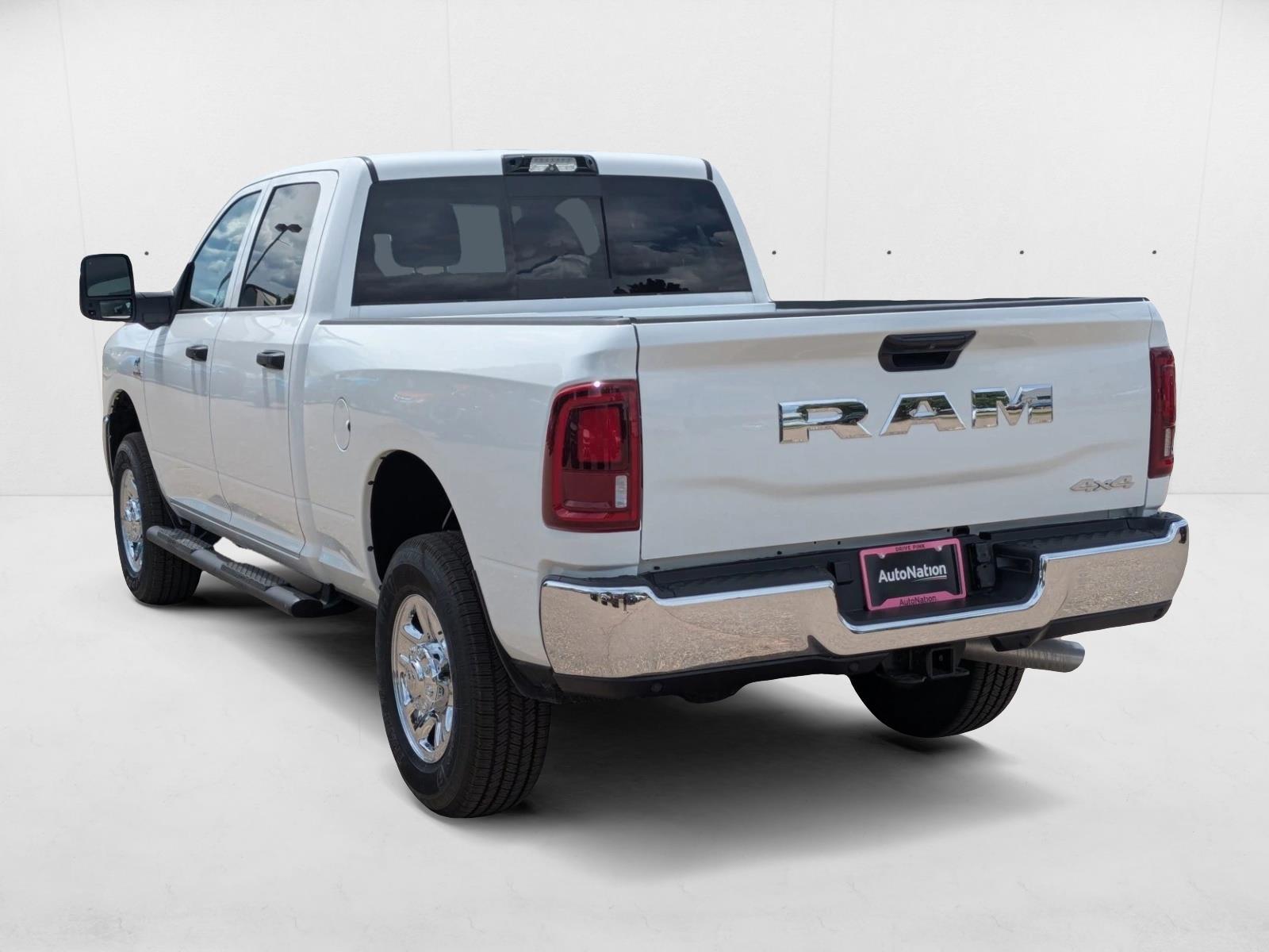2025 RAM 3500 Tradesman - Photo 9