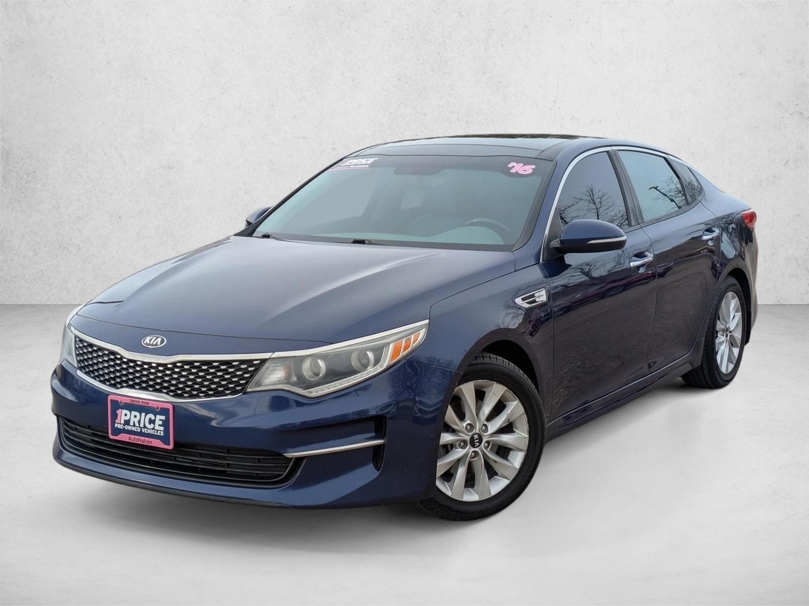 2016 Kia Optima EX's photo