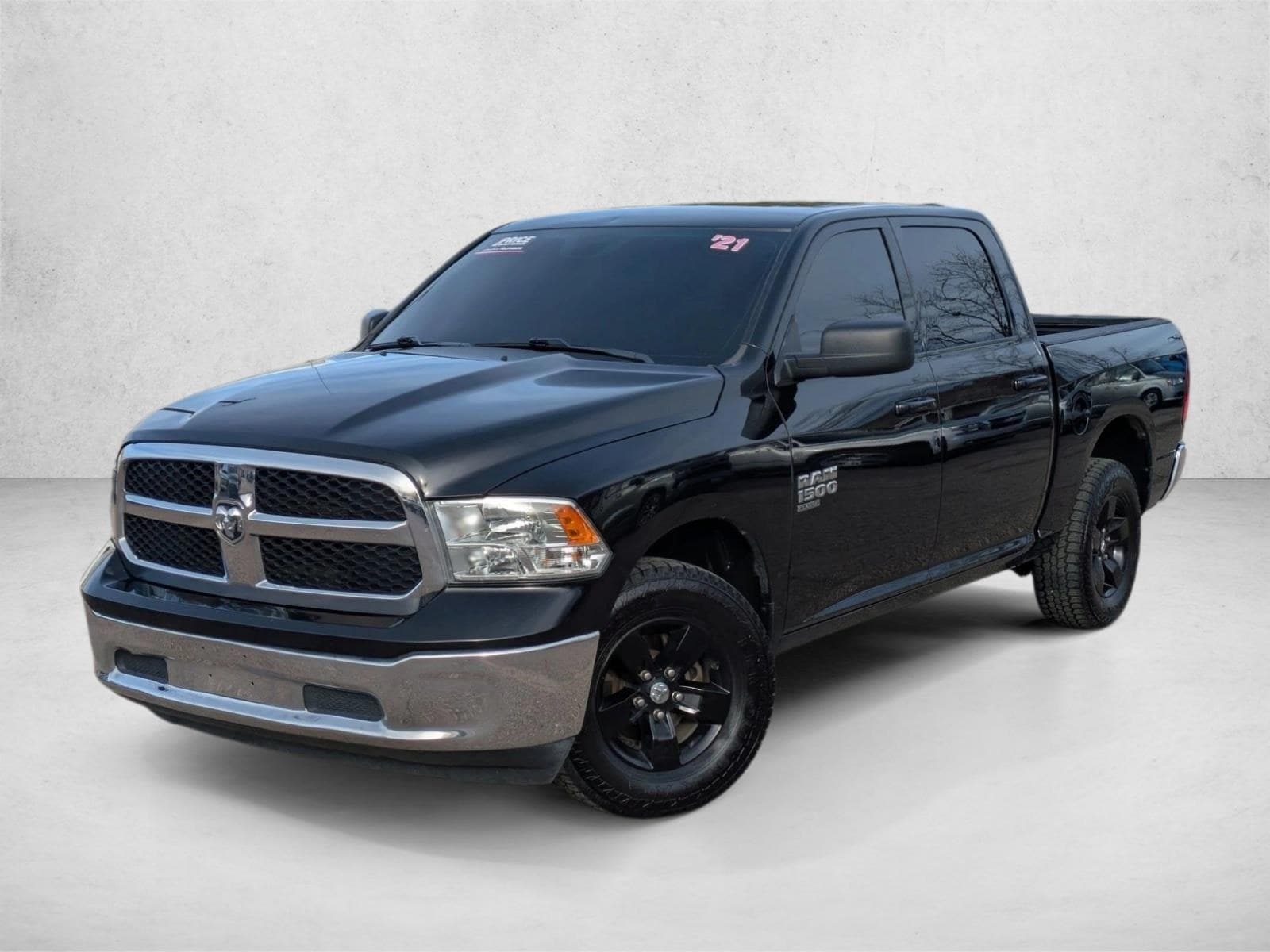 2021 RAM Ram 1500 Classic SLT's photo