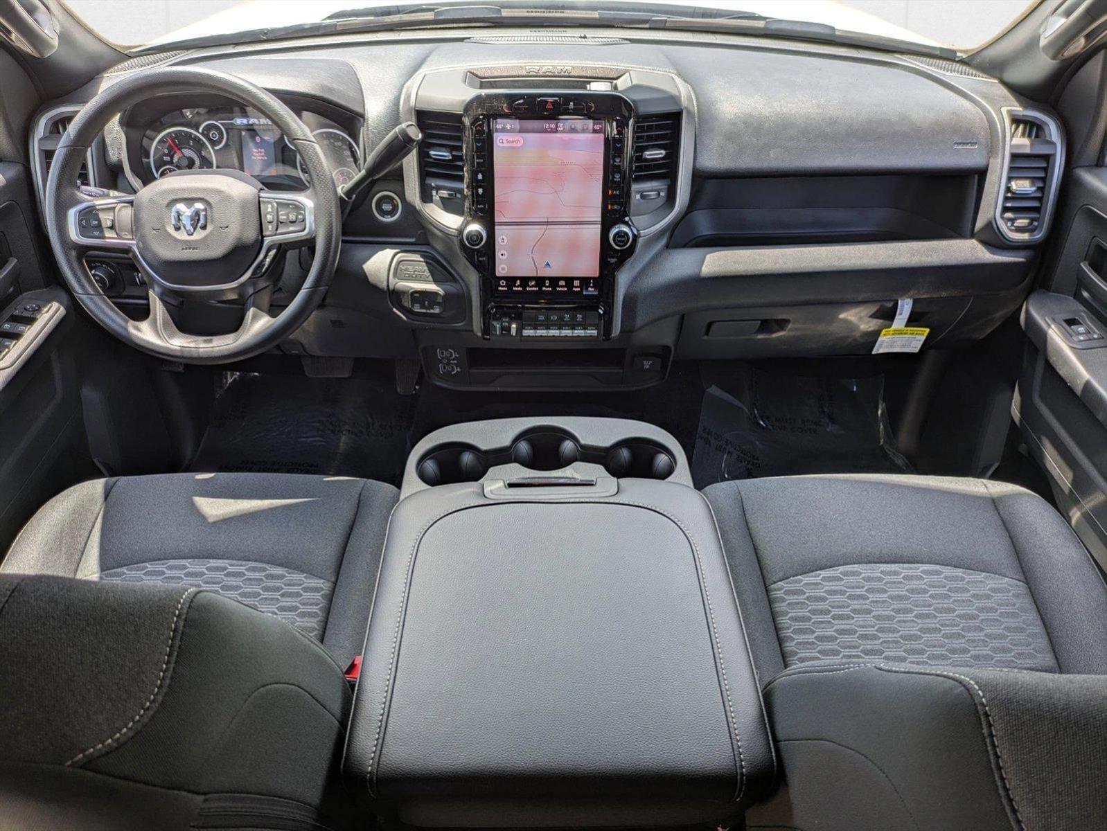 2025 RAM 2500 Tradesman - Photo 15