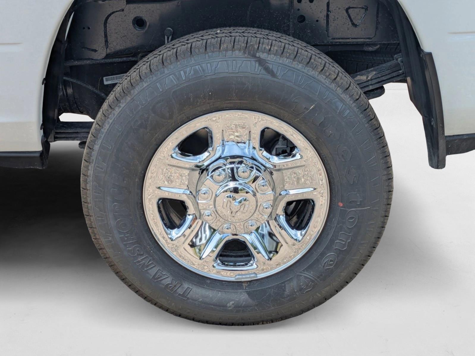 2025 RAM 3500 Tradesman - Photo 10