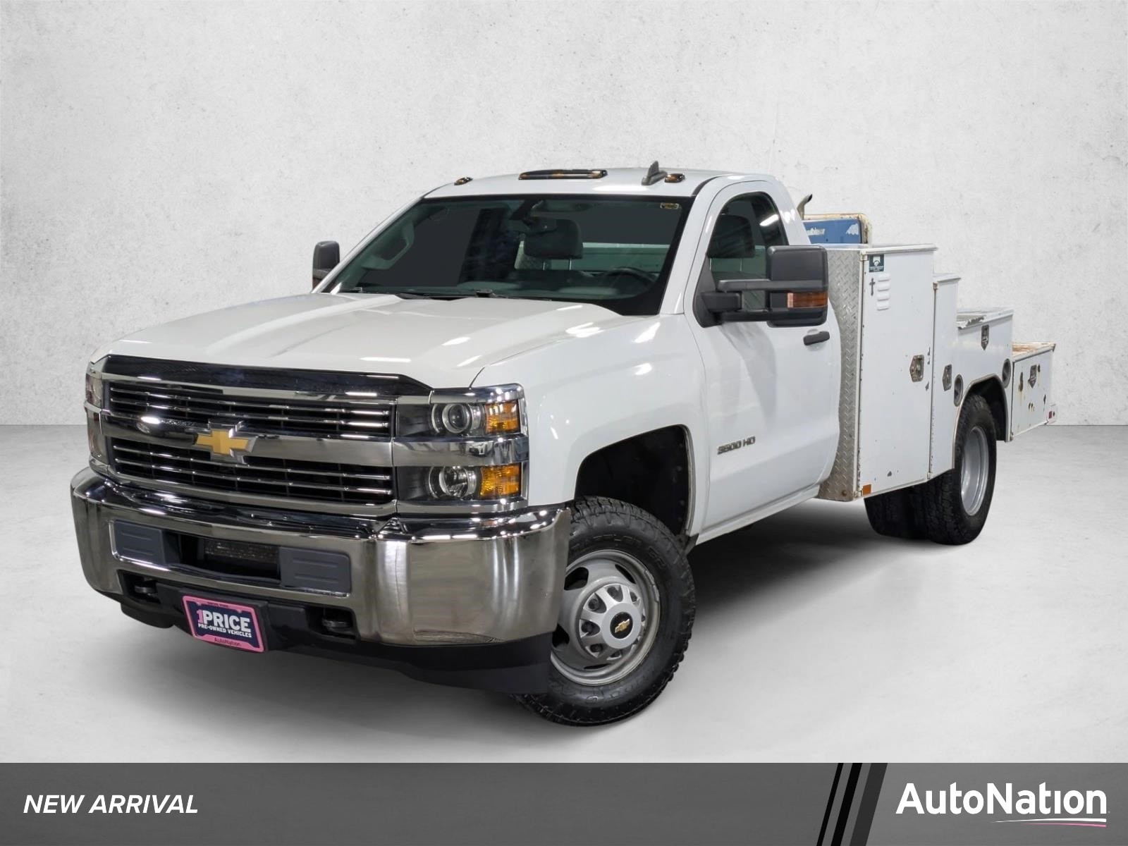 2017 Chevrolet Silverado HD Work Regular Cab 162" WB's photo