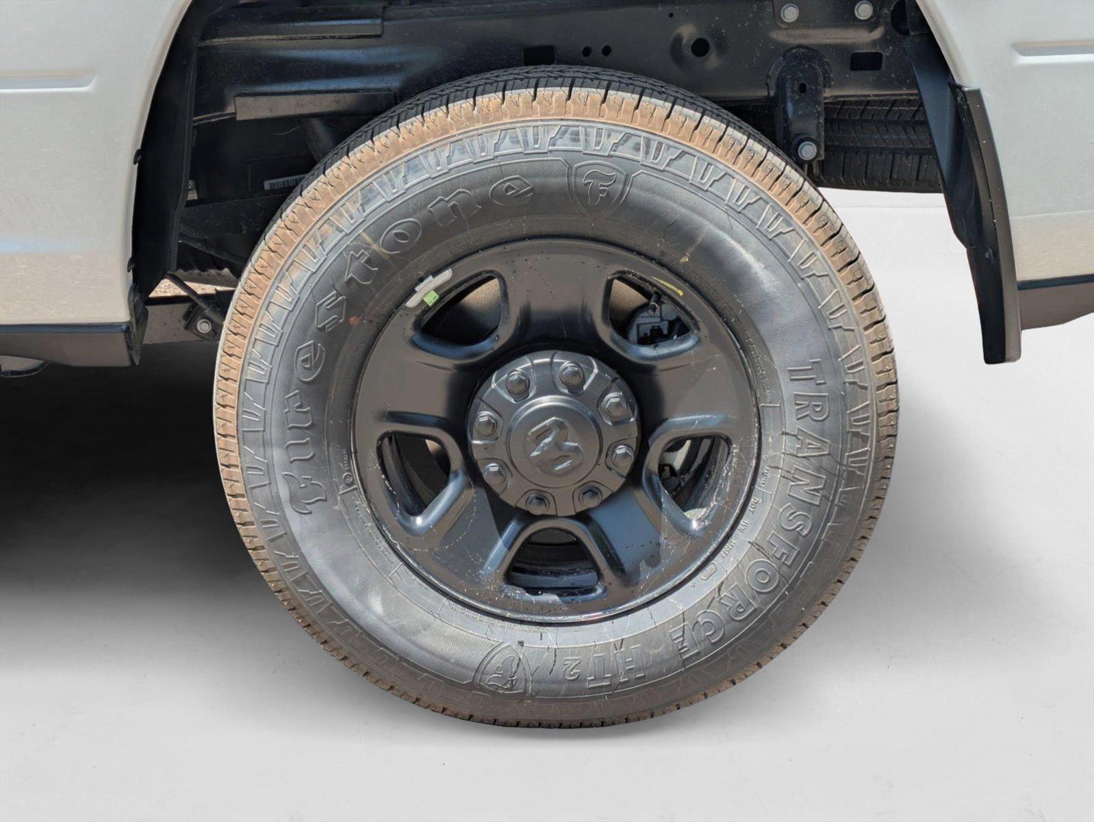 2025 RAM 2500 Tradesman - Photo 10