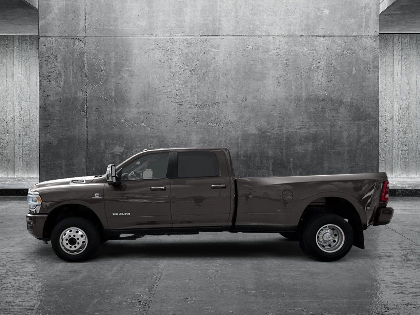2025 Ram 3500 Laramie photo 3