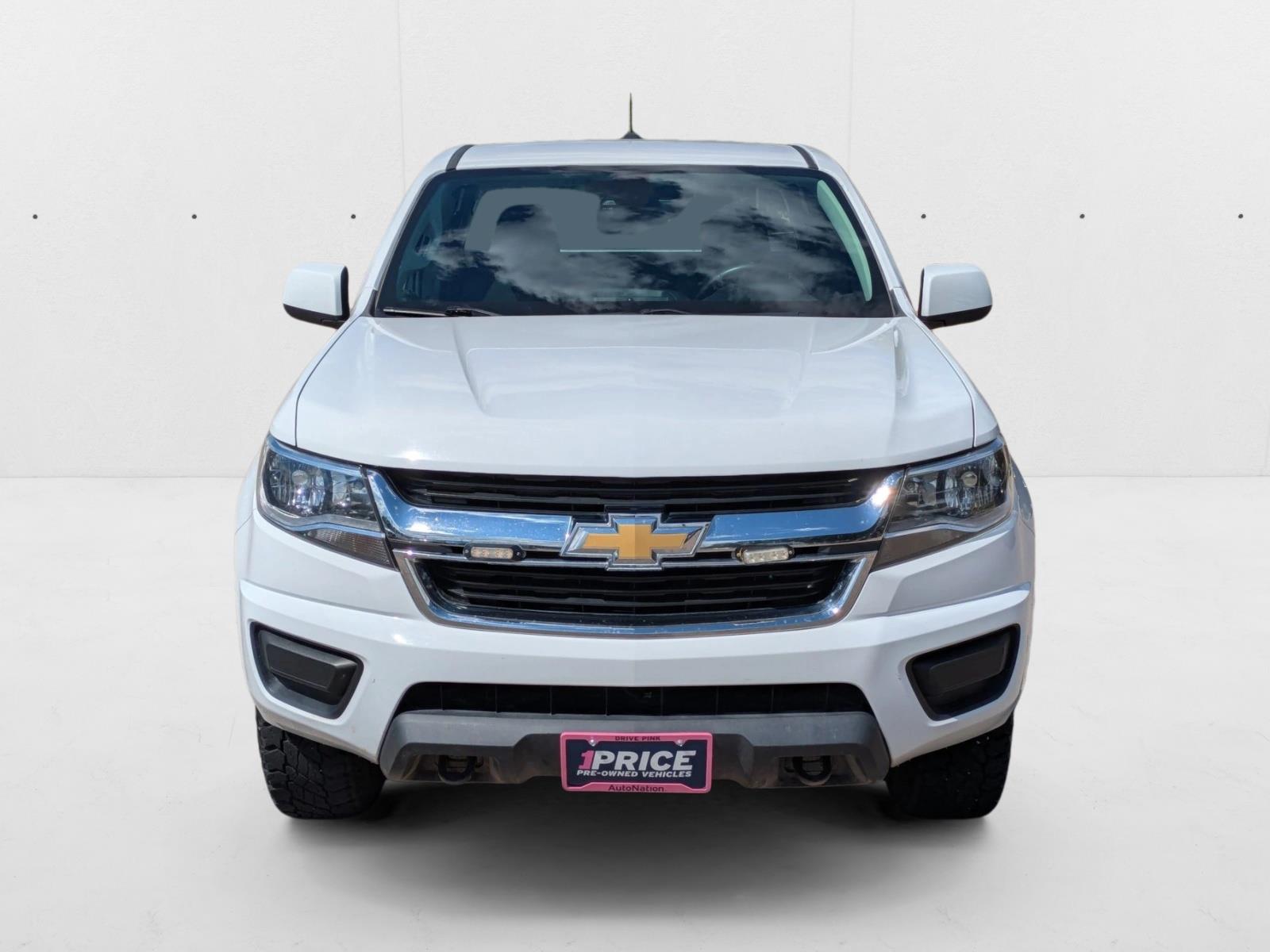 2020 Chevrolet Colorado LT photo 2