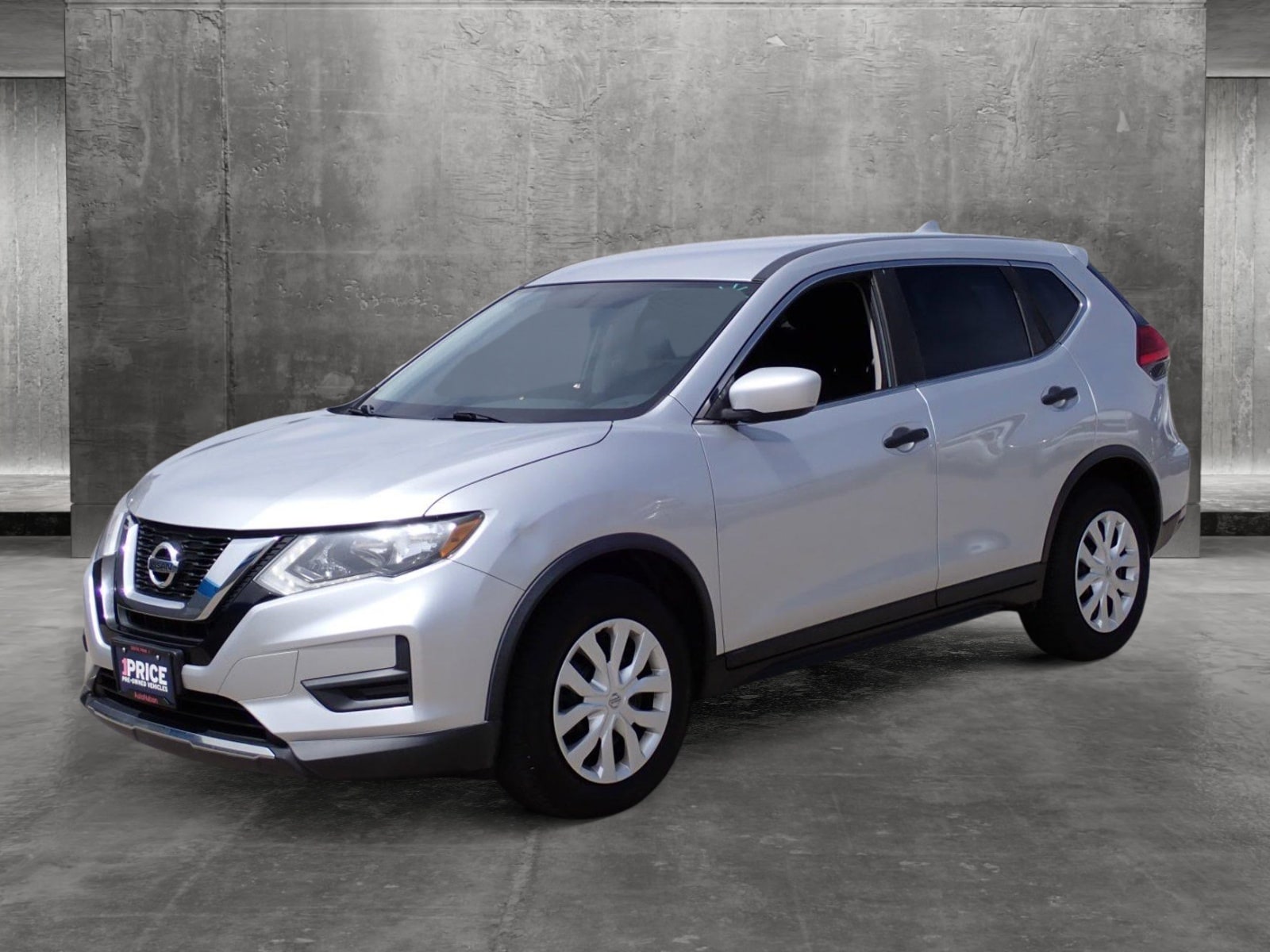 Used 2017 Nissan Rogue S with VIN KNMAT2MTXHP525808 for sale in Canon City, CO