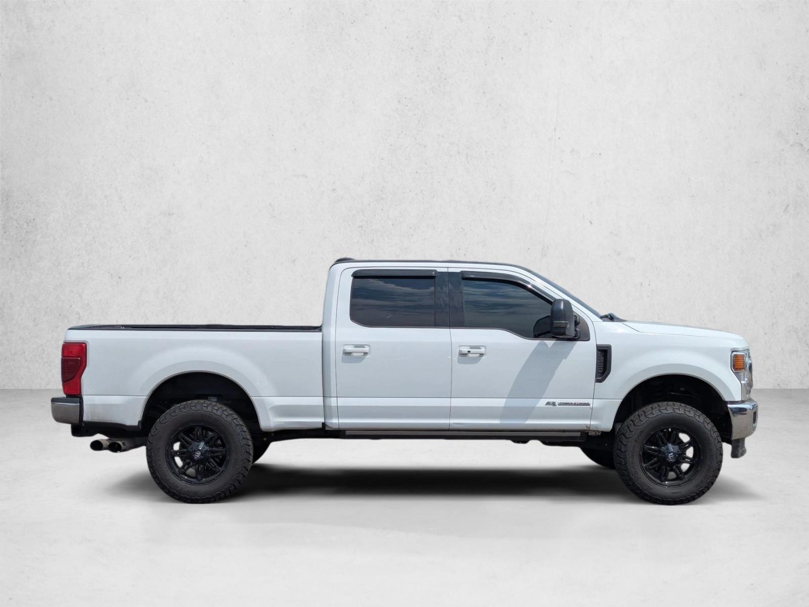 2020 Ford F-350 Lariat photo 4
