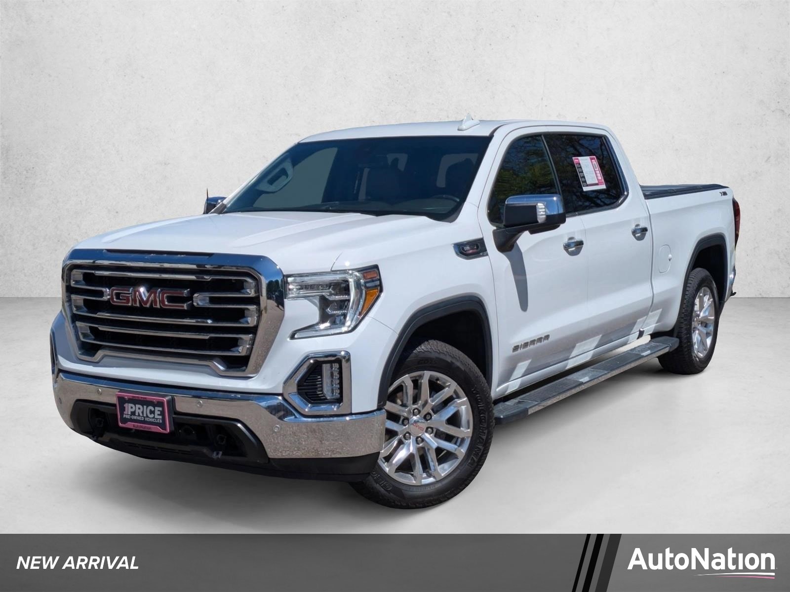 2021 GMC Sierra 4WD Crew Cab Short Box SLT's photo