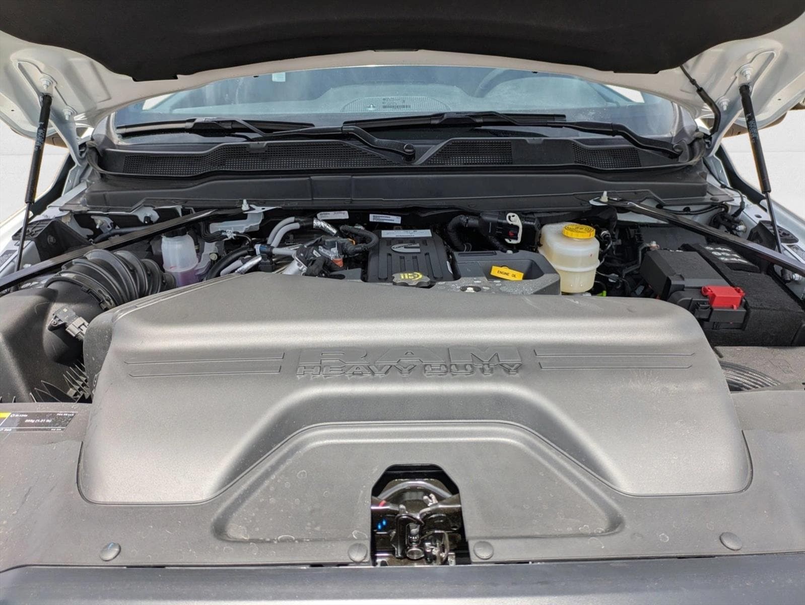 2025 RAM 2500 Tradesman - Photo 17