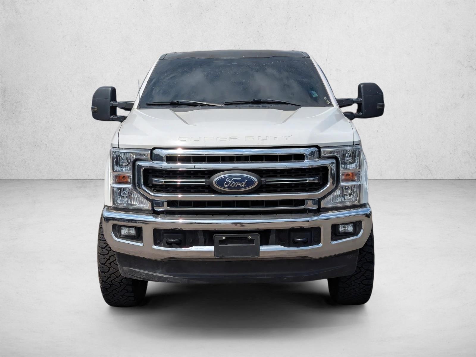 2020 Ford F-350 Lariat photo 2