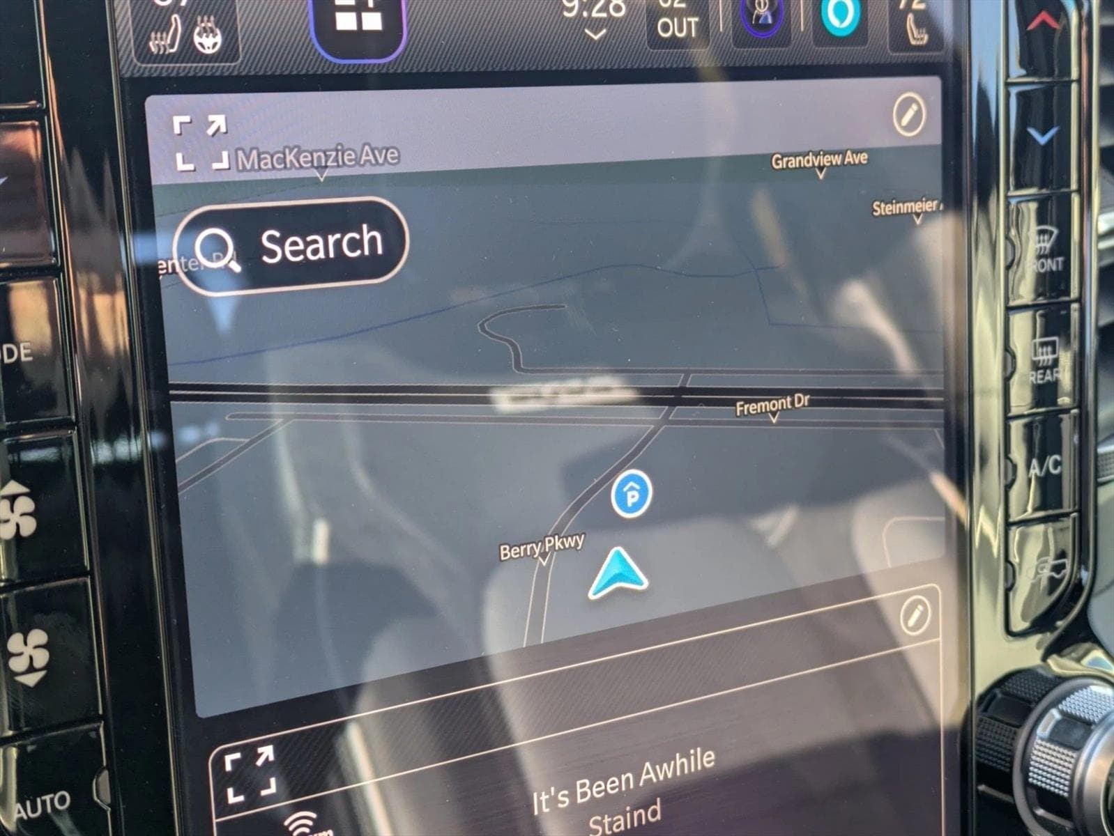 2025 RAM 1500 Laramie - Photo 14