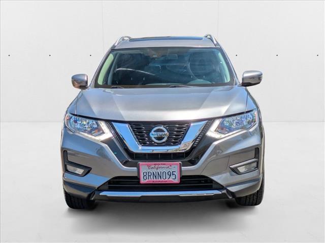 2020 Nissan Rogue SV photo 2