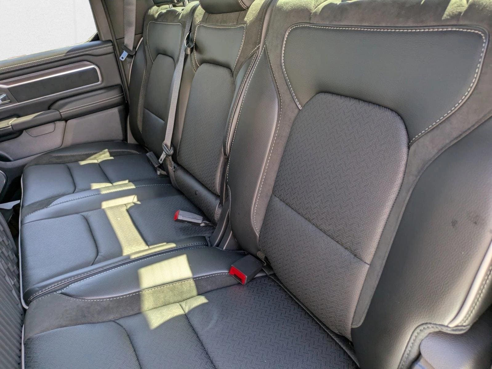 2025 RAM 1500 Laramie - Photo 10