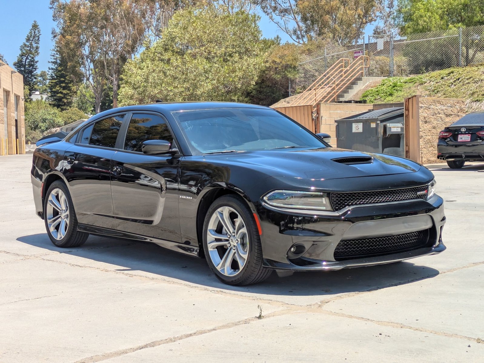 2022 Dodge Charger R/T photo 3