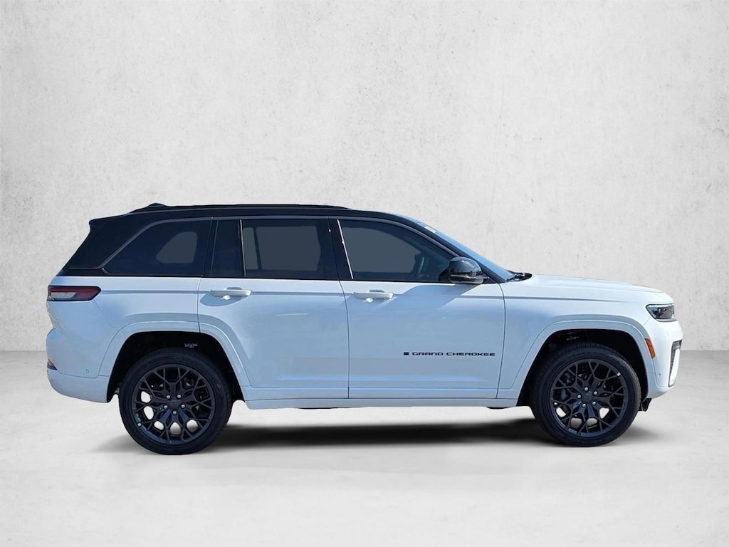 New 2026 Jeep Grand Cherokee Summit SUV