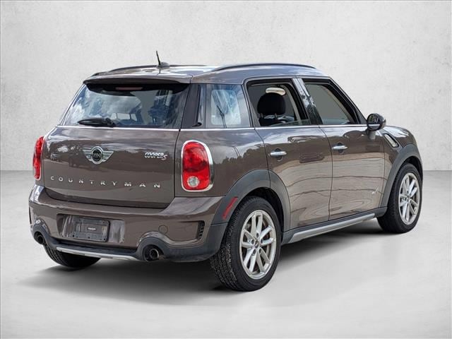 2015 MINI Countryman Cooper S photo 5